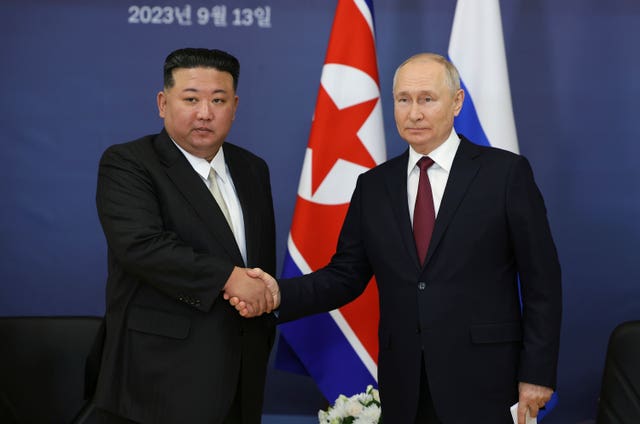 f4538ec5a6e54d8ebea8d61b32603ba1 North Korea Russian Tourists