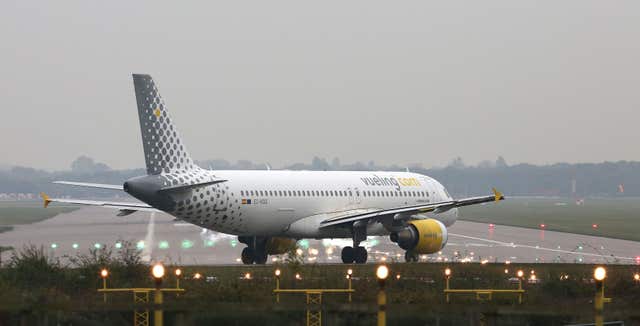 2-29004440-1 Airport expansion in the South East