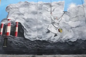Super Pope street artist gets new stamp of Vatican approval