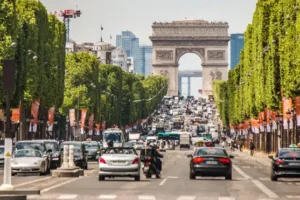 Parisians vote to hit 4x4s with ramped up parking costs in latest green drive