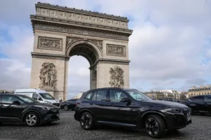 Nearly £200 to park an SUV in Paris for six hours – as London urged to follow suit