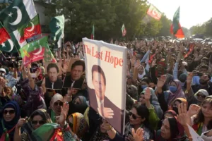 Allies of ex-PM Khan win biggest share of seats in final Pakistan election tally