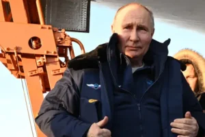 Putin takes co-pilot’s seat during flight of nuclear-capable bomber