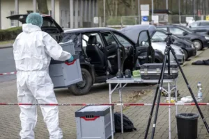 Soldier surrenders after four people killed in shootings in Germany