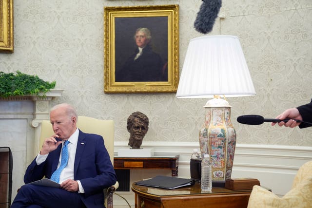 de1ce86924b6464b8e5c9172b46ffd67 Biden