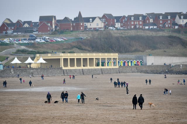 2-40732021 Beach in Barry