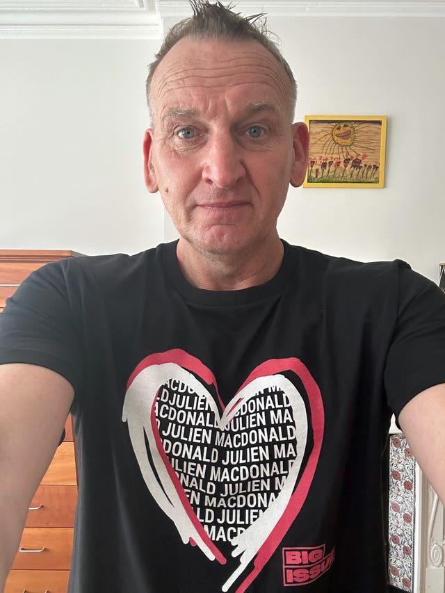 2-72453848 Big Issue sustainable t-shirts