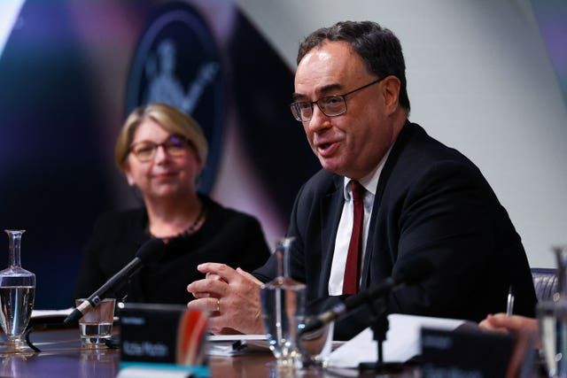 2-74776400 Bank of England stability report