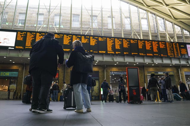 2-75736105 King's Cross station