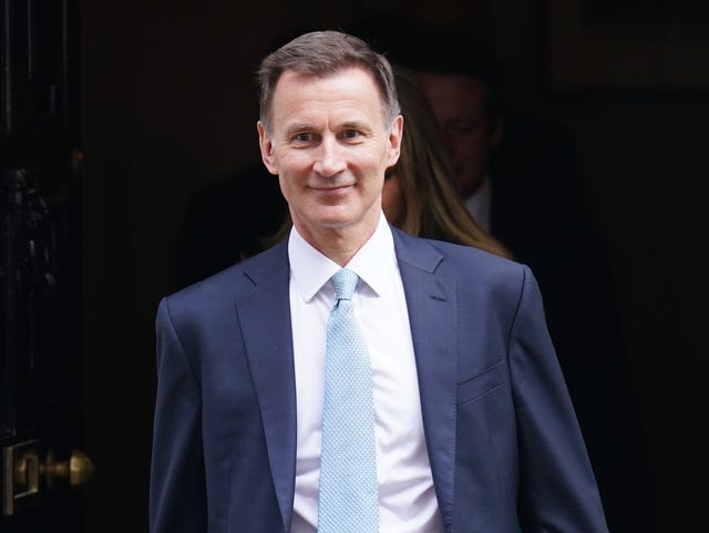 2-75987168 Jeremy Hunt visit to Kyiv