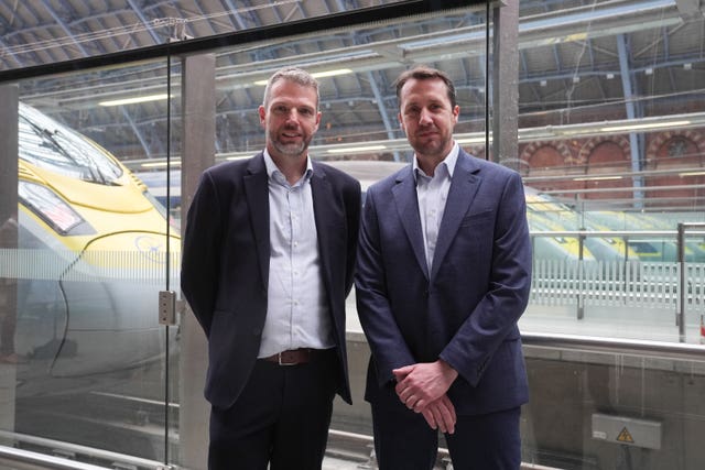 2-76270610 Eurostar’s chief stations and safety officer Simon Lejeune (right) and HS1’s engineering director Richard Thorp