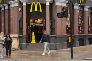 McDonald’s apologises to customers after restaurants hit by IT outage