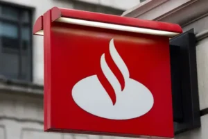 Santander UK launches new £185 offer to switch current accounts