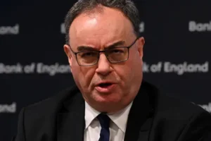 Economists expect rates to hold on Thursday despite fall in inflation