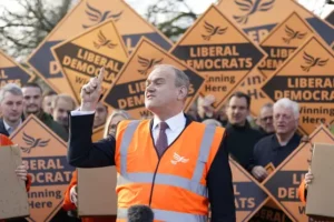 Lib Dems commit to scrapping business rates to boost high streets