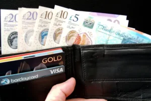 Half of consumers ‘cut back on non-essential spending in first quarter of year’