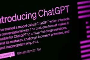 AI chatbot ‘could be better at assessing eye problems than medics’