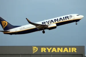 Airlines with low-cost reputations ‘not always cheapest because of extras’