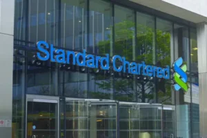 Standard Chartered shares jump after revealing higher profits