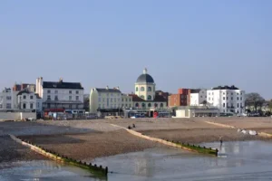 Seaside town plans heat network to offer every building green heating by 2050