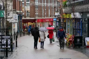 Retailers hoping for summer boost after ‘mediocre’ May, industry body says