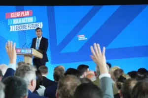 Tories vow to scrap national insurance for the self-employed ‘risk-takers’