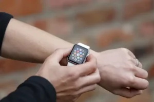 Smart watches could help track Parkinson’s disease progression – study