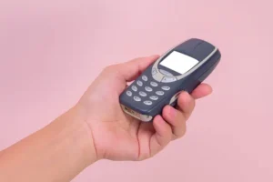 Eton pupils given ‘brick’ phones instead of smartphones under new policy