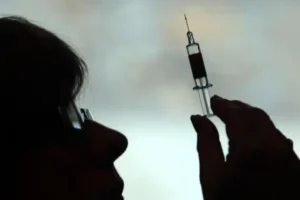 Experts say injection that offers 100% protection against HIV is ‘stunning’