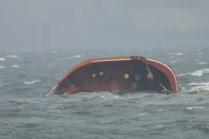 Oil tanker sinks in Manila Bay, raising concerns about possible major spill