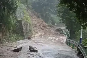 11 killed by mudslide in China amid heavy rain from tropical storm Gaemi