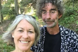 British doctor missing in French mountains sent desperate text to family telling them he’d ‘fallen and couldn’t move’