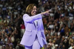 Harris echoes Trump vow to work to end taxes on tips for service employees