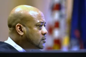 US judge suspended after girl on courtroom visit forced to wear jail uniform