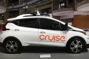 GM-owned Cruise partnering with Uber to offer driverless rides in US