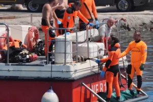 Italian prosecutors widen probe into sinking of superyacht