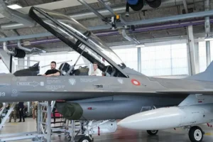 Zelensky sacks head of Ukraine’s air force four days after loss of F16 fighter