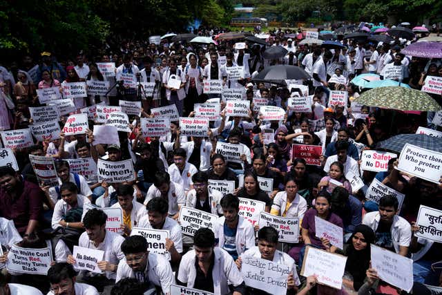 bd2fea8c21534d509f23e03f3c820563 Resident doctors and medical students across the city’s government hospital staged a protest over the rape and murder of a woman doctor at Kolkata’s RG Kar Medical College and Hospital in Mumbai, India