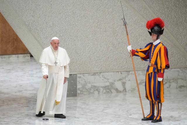 e8a6ac4ada1d46f7b73e176bdc4975e7 The Pope at the Vatican